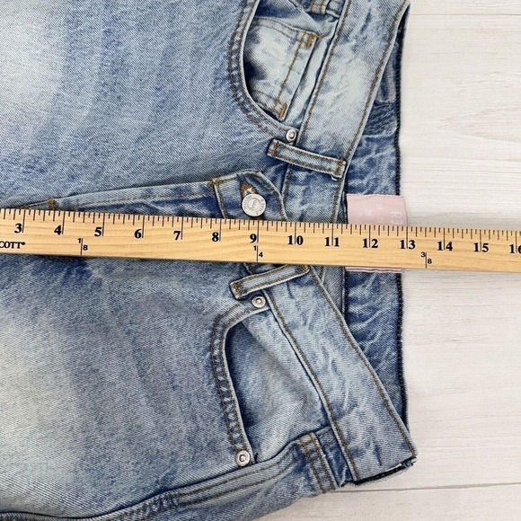 Revice Denim Crossover Waistband Loose Leg High Rise Jeans Sz 27 Blue Light Wash - Picture 12 of 16